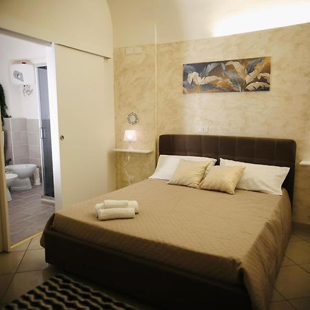 Holiday House Plebiscito Катания Екстериор снимка