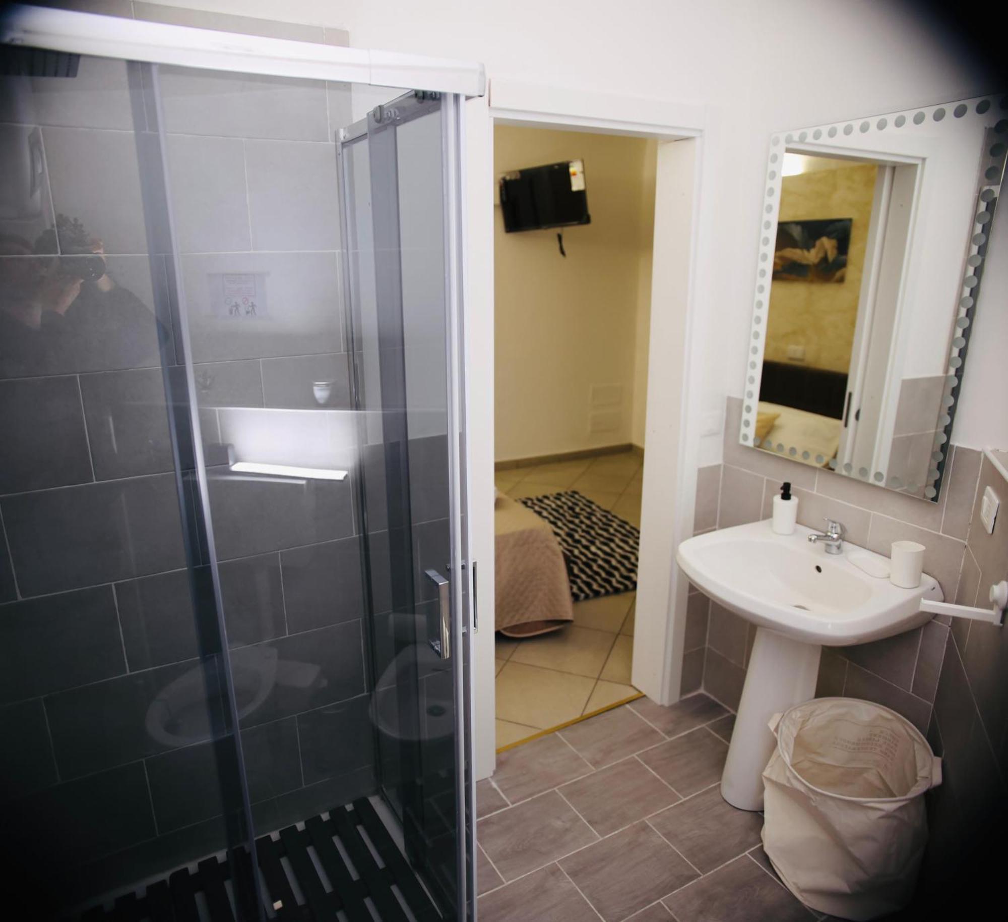 Holiday House Plebiscito Катания Екстериор снимка